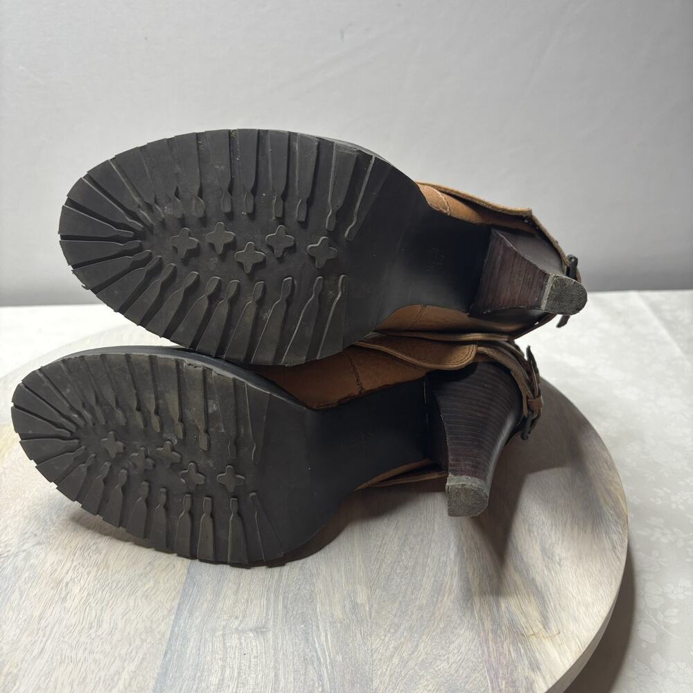 Mia Benita Boot Brown 10 - Picture 9 of 11